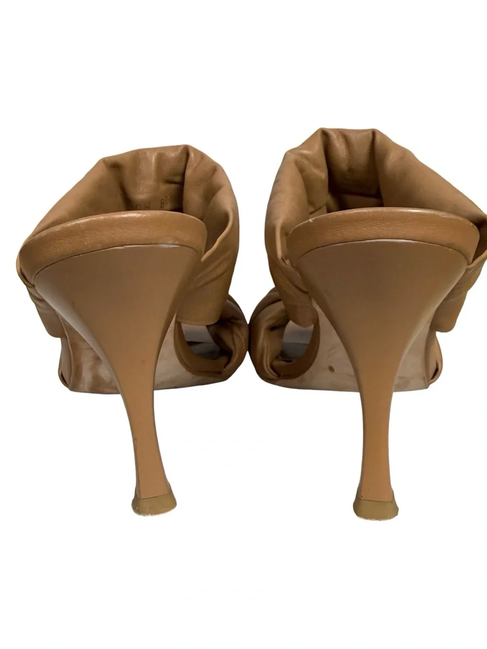 Alohas Natasha Puffy Mule Heels in camel/nude Leather Size 39